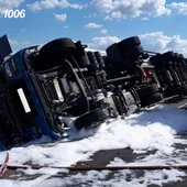 Camión accidentado Camión accidentado