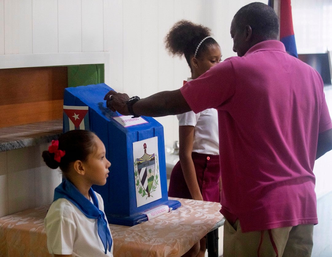 Cuba ratifica en referéndum el matrimonio igualitario y la gestación subrogada Cuba ratifica en referéndum el matrimonio igualitario y la gestación subrogada