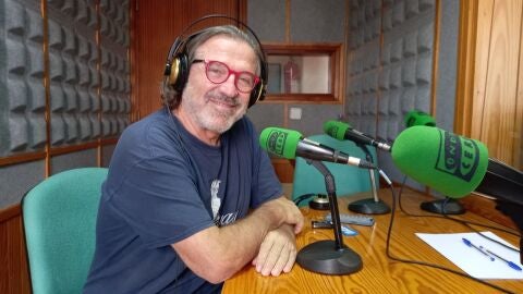 Pepe Navarro en los estudios de Onda Cero Ibiza y Formentera