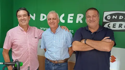 Javier Puebla (centro) con Manuel Rocamora y Alejandro Sarabia Javier Puebla (centro) con Manuel Rocamora y Alejandro Sarabia