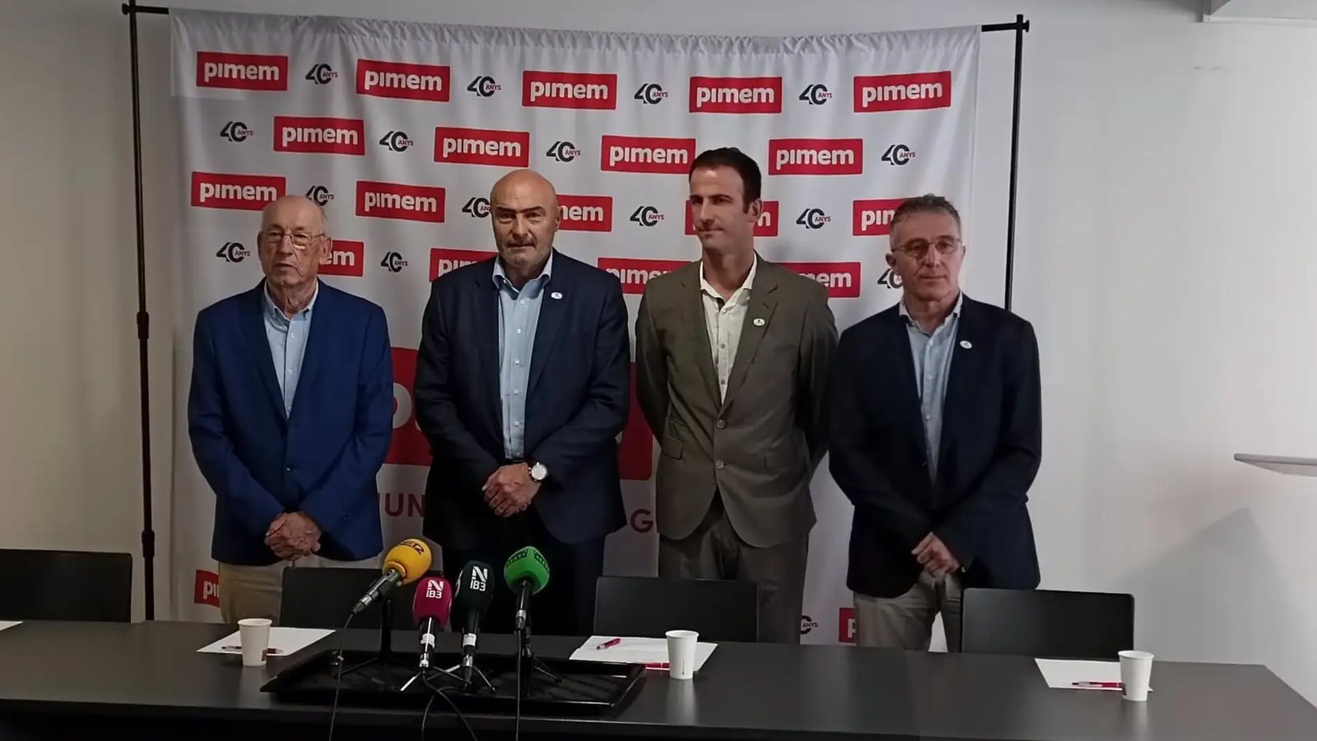 El presidente de Pimem-Menorca, Justo Saura; el presidente de Conpymes, José María Torres; el presidente de Pimem, Jordi Mora, y el presidente de Pimef, Alfonso Rojo