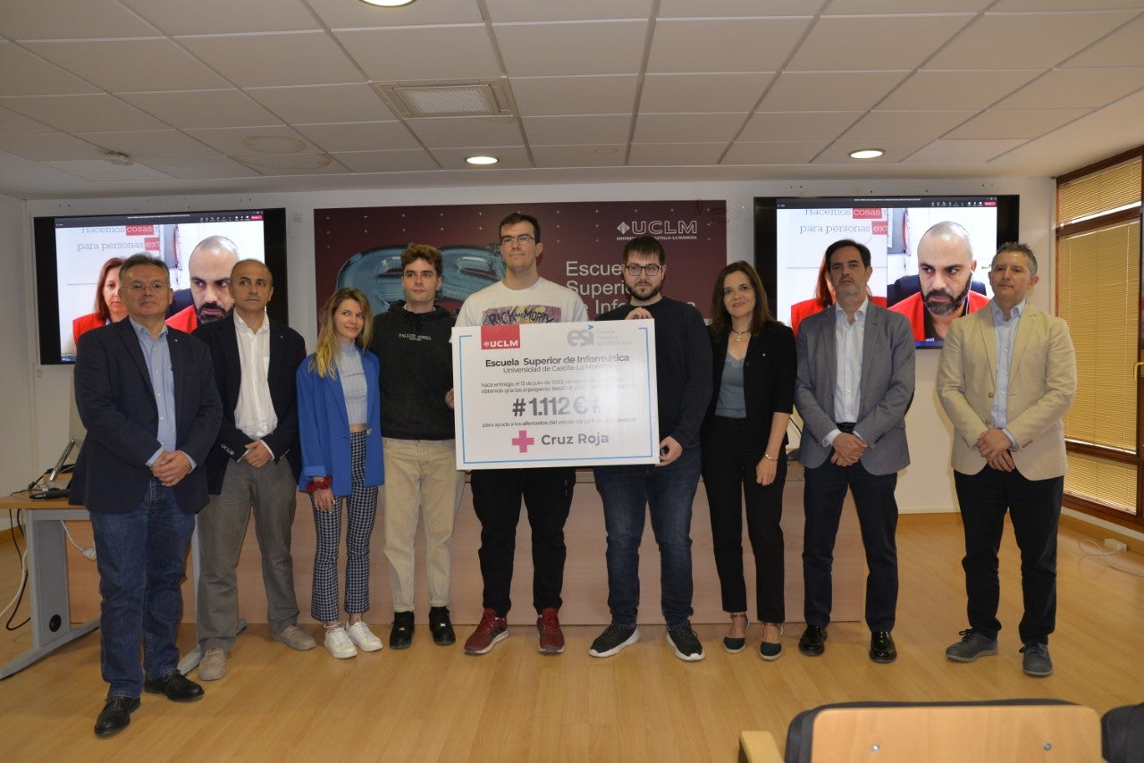 Informática de Ciudad Real dona 1112 euros a Cruz Roja para los damnificados por el volcán de La Palma Informática de Ciudad Real dona 1112 euros a Cruz Roja para los damnificados por el volcán de La Palma