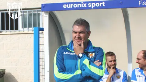 Álex Huerta Entrenador Izarra