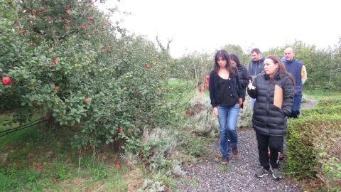Visita de Laura Tuero al centro de FP de Deva