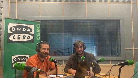 Daniel L&oacute;pez (Ecoturismo Cuenca) y Sergio Abarca (Savia Turismo)