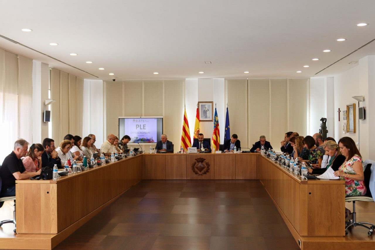 Luz verde al nuevo clúster de la innovación cerámica de Vila-real Luz verde al nuevo clúster de la innovación cerámica de Vila-real