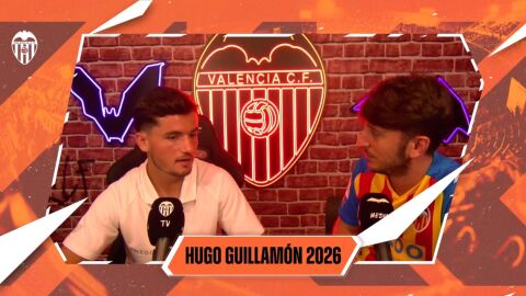Hugo Guillam&oacute;n en el canal oficial de Twitch del Valencia CF