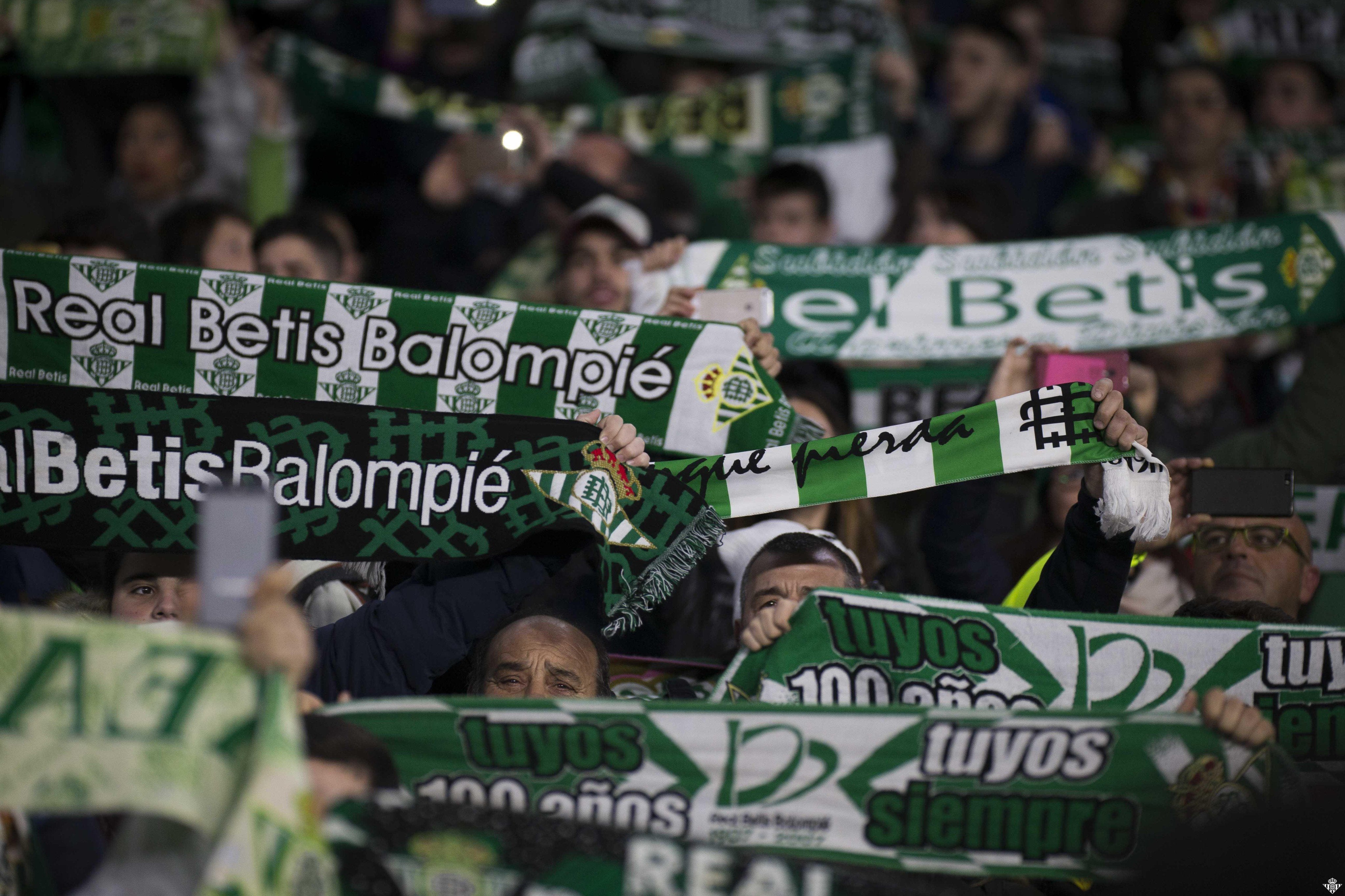 El Betis, rumbo a Roma respaldado por 4.000 seguidores El Betis, rumbo a Roma respaldado por 4.000 seguidores