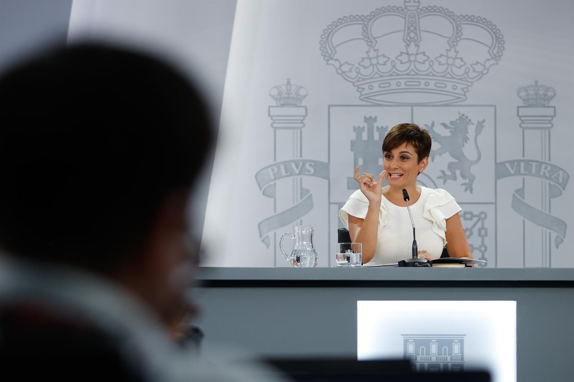 Gobierno y Junta alcanzan un acuerdo con Extremadura para evitar recurrir en el TC la ley de mejoras de respuesta admistrativa Gobierno y Junta alcanzan un acuerdo con Extremadura para evitar recurrir en el TC la ley de mejoras de respuesta admistrativa