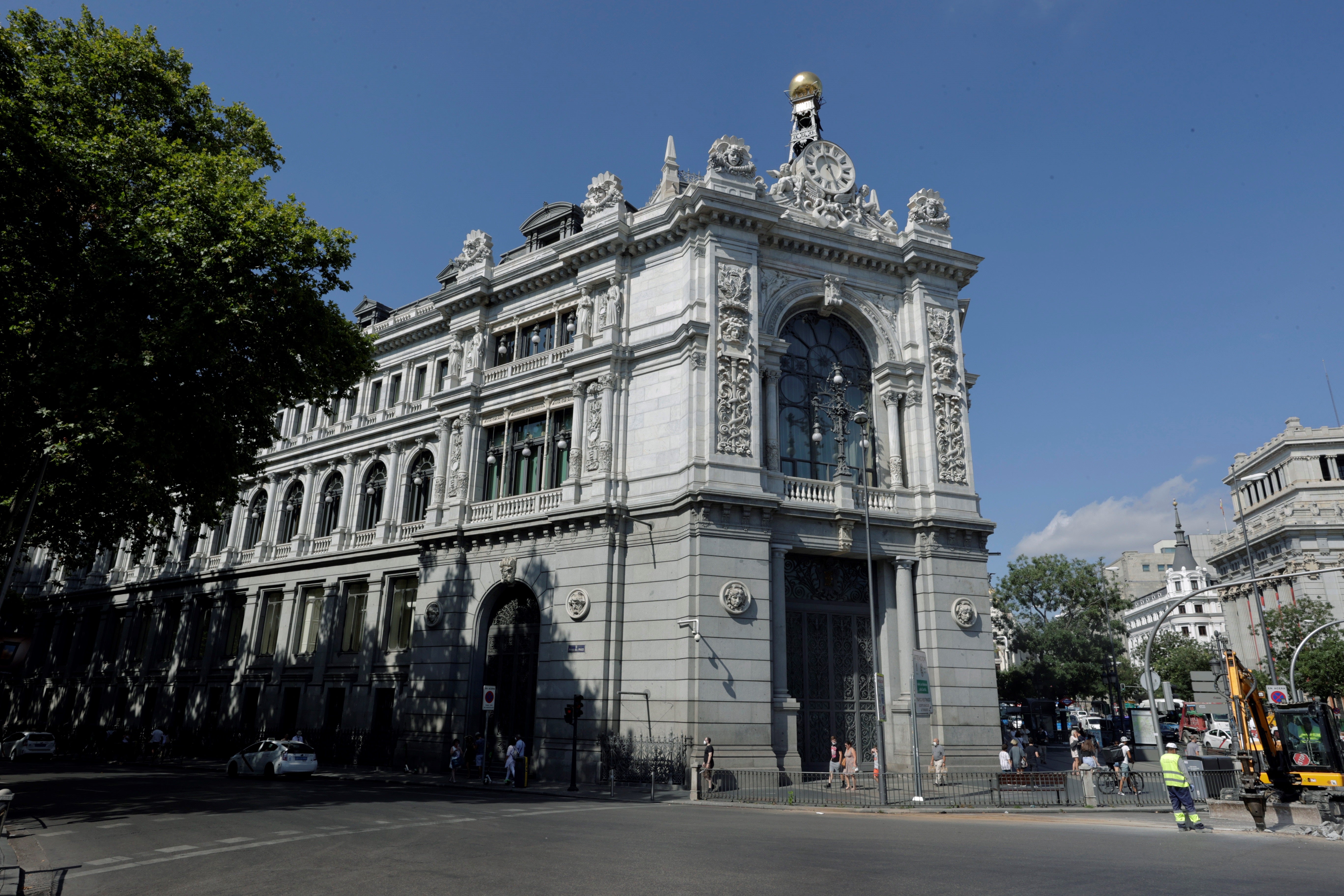 Dimite el nuevo consejero del Banco de España seis horas después de su nombramiento Dimite el nuevo consejero del Banco de España seis horas después de su nombramiento