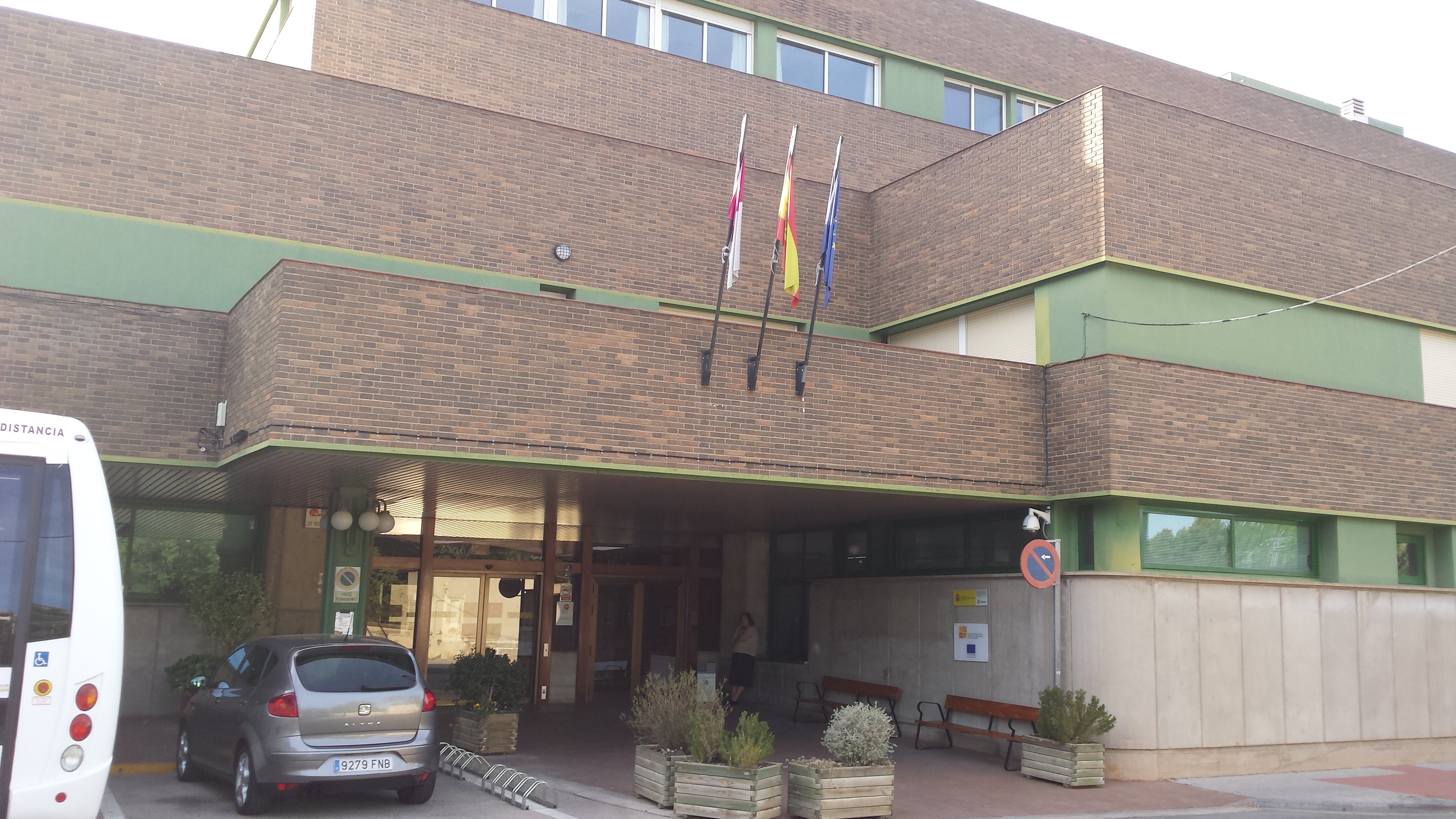 Usuarios del CRMF denuncian la "alarmante" falta de profesionales del centro Usuarios del CRMF denuncian la "alarmante" falta de profesionales del centro