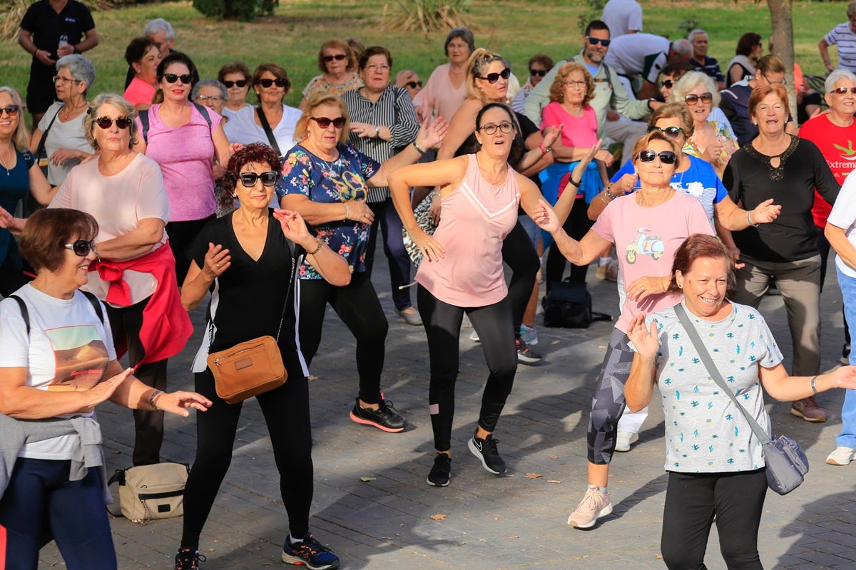 300 personas participan en las actividades del mes de mayor 300 personas participan en las actividades del mes de mayor