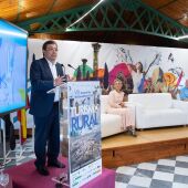 Fernández Vara destaca el potencial del turismo rural vinculado a la historia y a las tradiciones