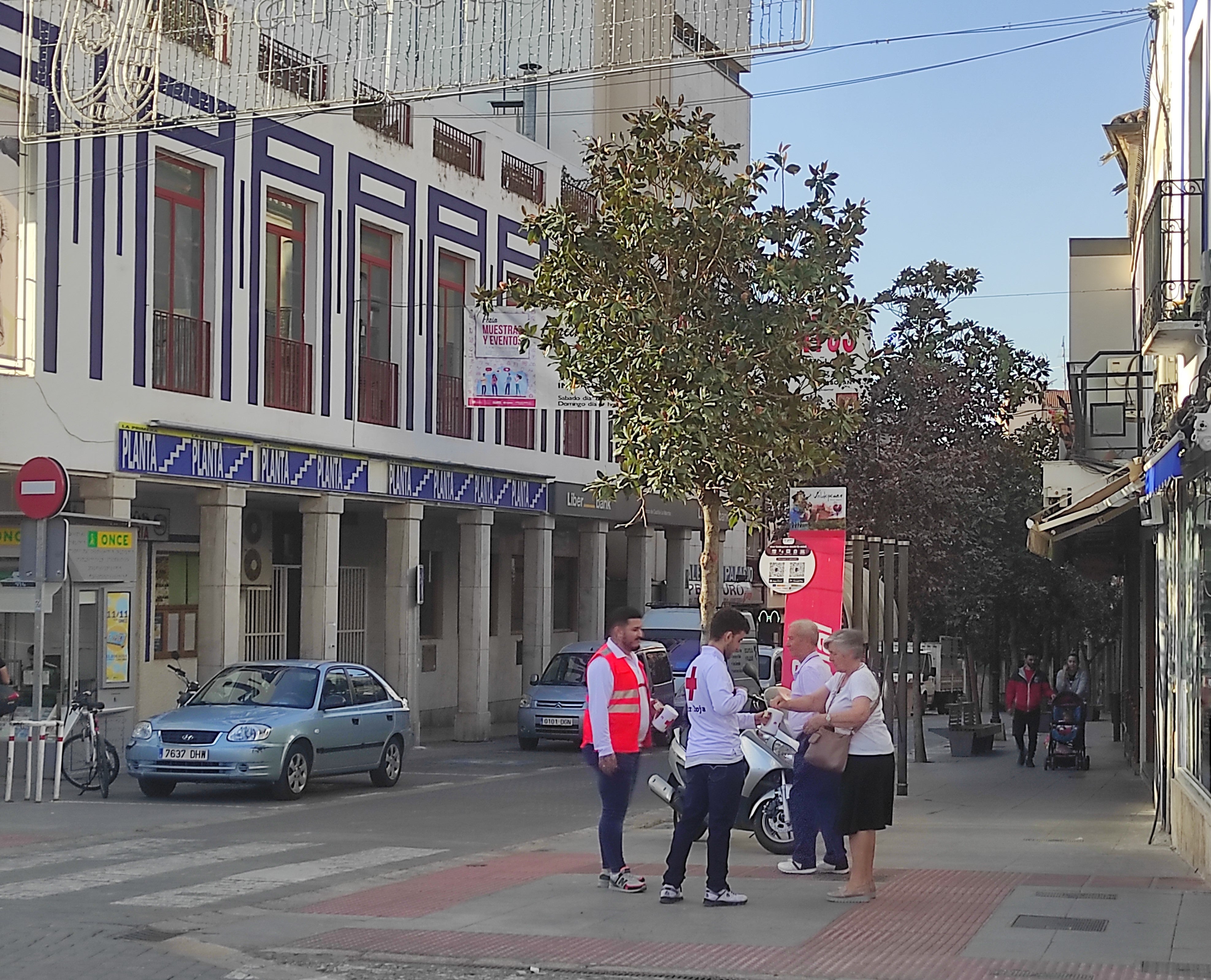 Cruz Roja celebra en Valdepeñas el Día de la Banderita Cruz Roja celebra en Valdepeñas el Día de la Banderita
