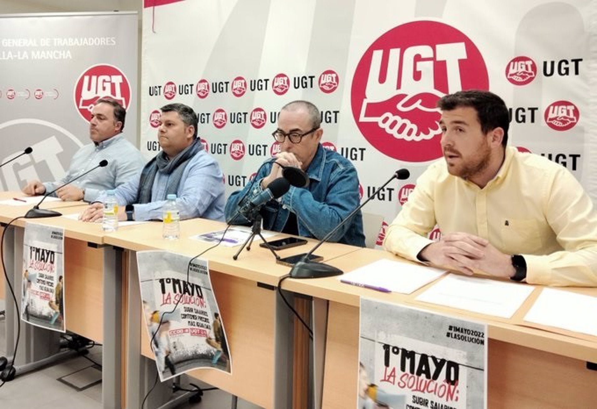Los sindicatos se concentran este viernes en Castilla - La Mancha para reclamar una subida salarial Los sindicatos se concentran este viernes en Castilla - La Mancha para reclamar una subida salarial