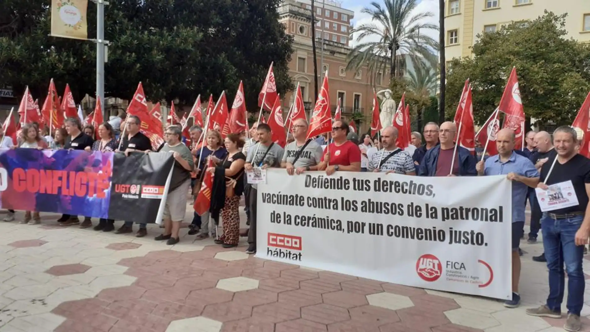 CCOO y UGT reclaman justicia salarial por la subida del IPC en Castelló de la Plana