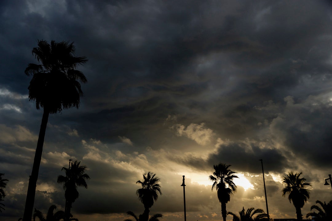 La DANA se hace notar con intensas lluvias: el tiempo por comunidades para este viernes La DANA se hace notar con intensas lluvias: el tiempo por comunidades para este viernes