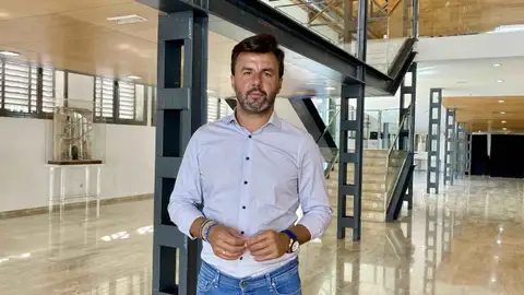 José F. Aix, Vicealcalde de Orihuela, "Los necesarios trámites administrativos ralentizan los proyectos" jose aix