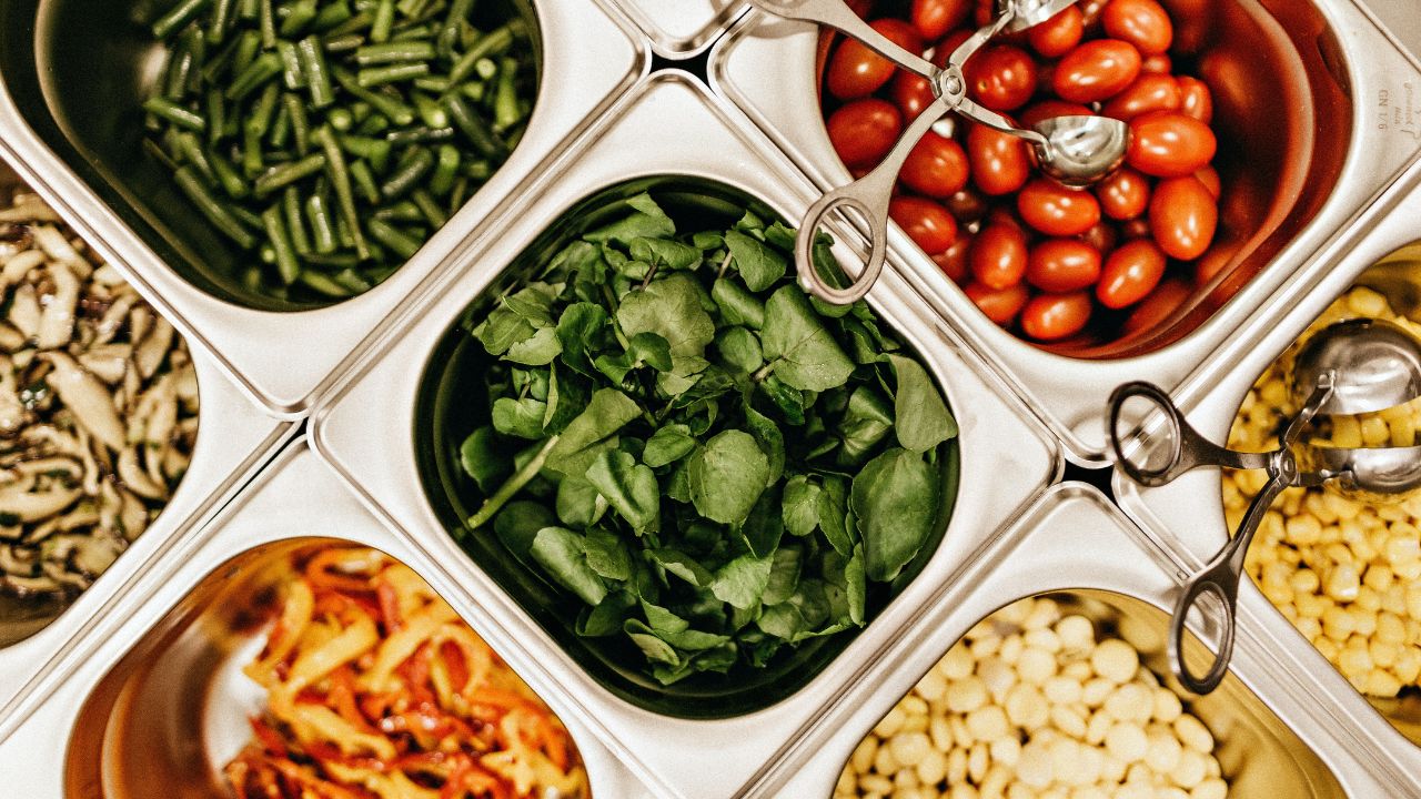 PACMA pide que los comedores escolares estén obligados a ofrecer, al menos, un menú vegano PACMA pide que los comedores escolares estén obligados a ofrecer, al menos, un menú vegano