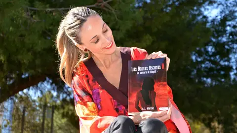 'Las Damas Oscuras', intriga y erotismo con la firma alicantina de María José Marcos 'Las Damas Oscuras', intriga y erotismo con la firma alicantina de María José Marcos