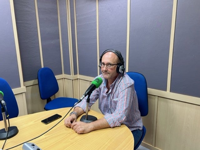 Fernando Moreno: " El 25 de Mayo debería haberse firmado el Convenio de financiación Junta de Andalucía-Gobierno Central y aún no hay nada" Fernando Moreno: " El 25 de Mayo debería haberse firmado el Convenio de financiación Junta de Andalucía-Gobierno Central y aún no hay nada"