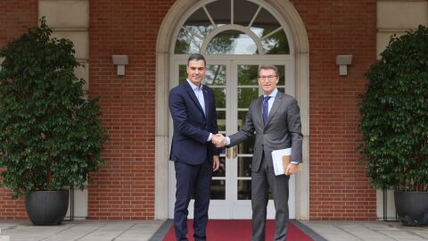 Pedro S&aacute;nchez y Feij&oacute;o se re&uacute;nen en Moncloa