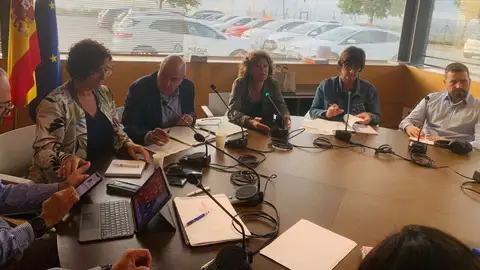 Primera reunión con la Diputación y el Ayuntamiento de Alicante Primera reunión con la Diputación y el Ayuntamiento de Alicante