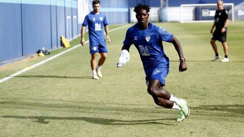 Lumor, entrenando con el M&aacute;laga CF
