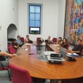 Reunión en el Ayuntamiento de Cádiz entre comercios y Gobierno local