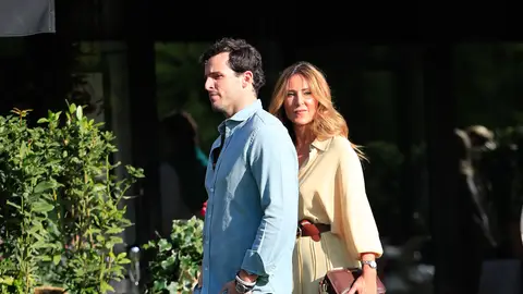 Íñigo Onieva y su madre Josemi, sobre las declaraciones Íñigo Onieva: "Queda ridículo, no tiene edad para que le acompañe su mamá"