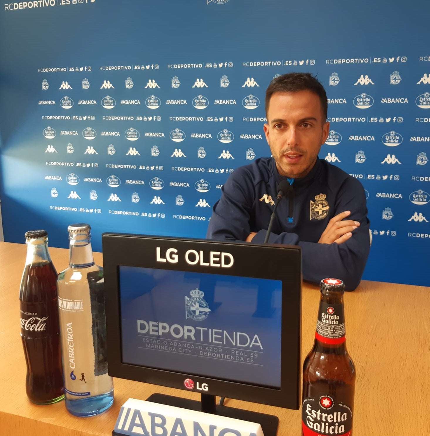 El Deportivo despide a Borja Jiménez y apuesta por Óscar Cano El Deportivo despide a Borja Jiménez y apuesta por Óscar Cano