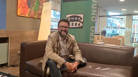 Alejandro Regueiro Concedemos protagonismo al Liceo Casino de Pontevedra. Invitamos a su nuevo presidente, Alejandro Regueiro.