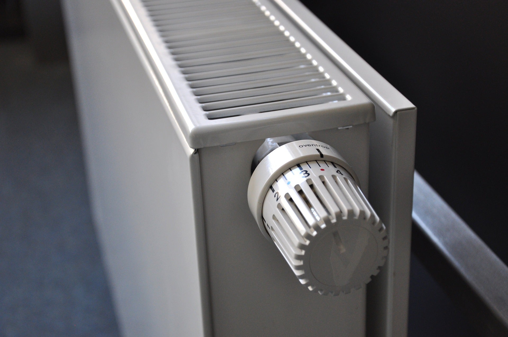Medidas ahorro energético: a qué temperatura hay que poner la calefacción si hace frío Medidas ahorro energético: a qué temperatura hay que poner la calefacción si hace frío