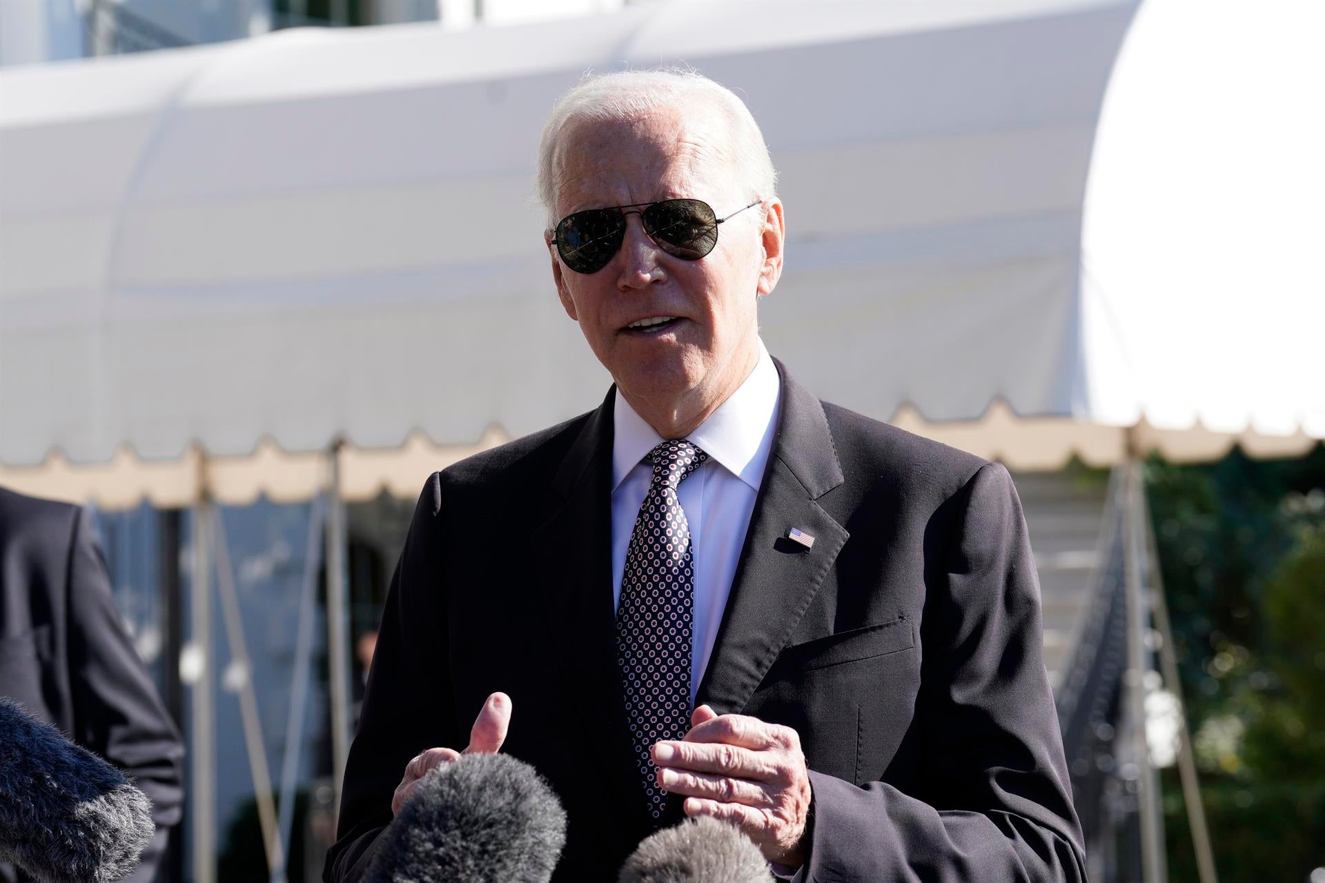 Joe Biden: "Haremos que Putin y Rusia rindan cuentas por sus atrocidades y crímenes de guerra" Joe Biden: "Haremos que Putin y Rusia rindan cuentas por sus atrocidades y crímenes de guerra"