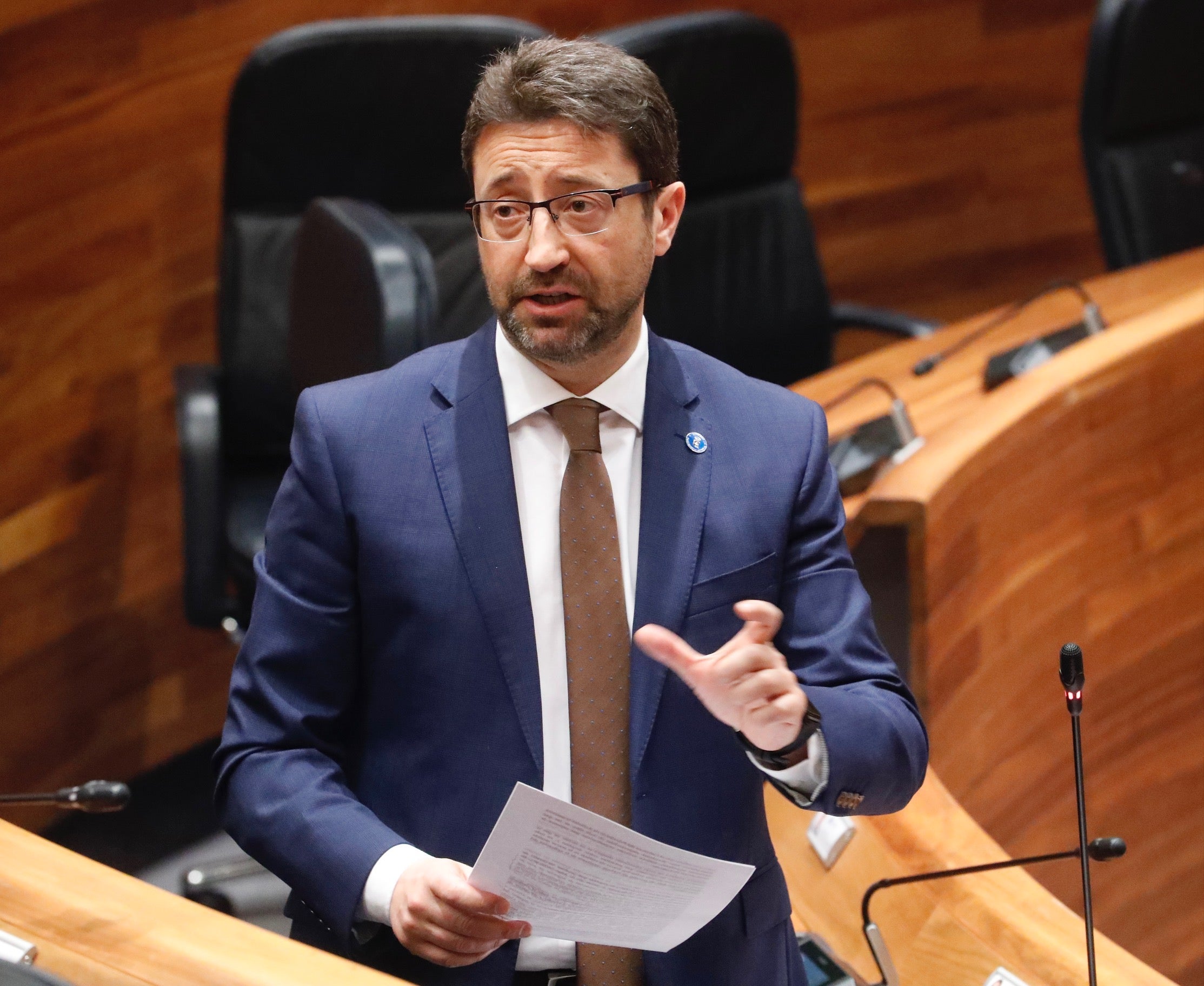 El consejero de Industria afirma que buscarán "vías menos traumáticas " en Duro Felguera El consejero de Industria afirma que buscarán "vías menos traumáticas " en Duro Felguera