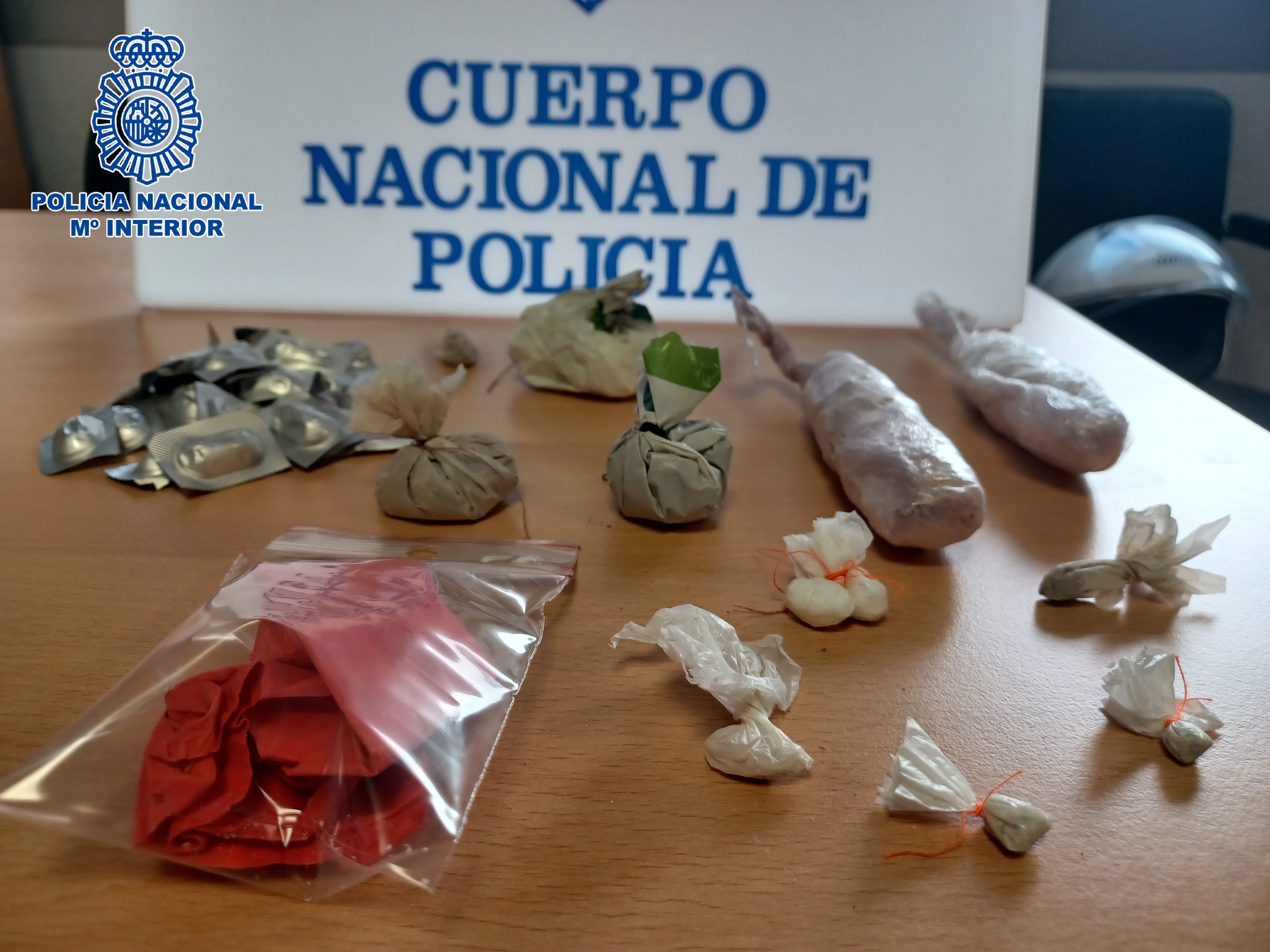 Desmantelados dos puntos muy activos de venta de droga en la zona centro de Cádiz Desmantelados dos puntos muy activos de venta de droga en la zona centro de Cádiz