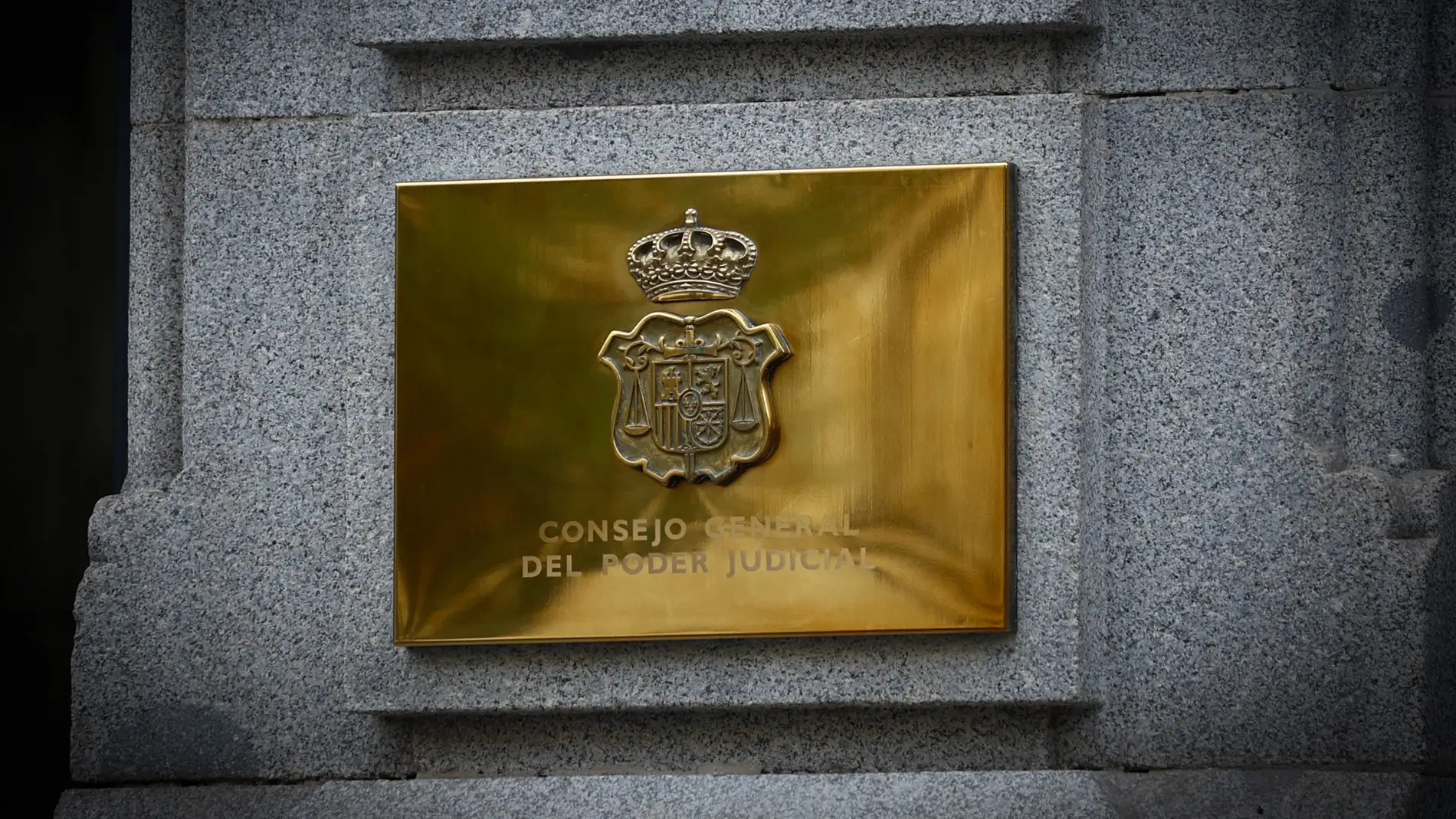 Imagen de la placa de la fachada de la sede del Consejo General del Poder Judicial (CGPJ)