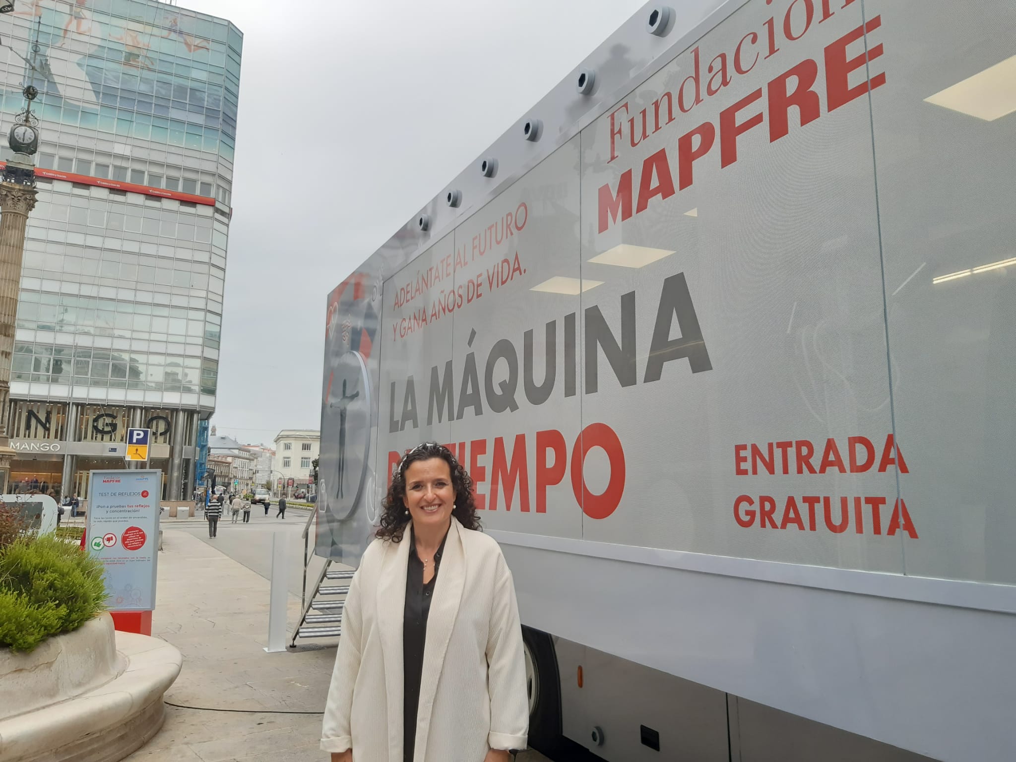 La Fundación Mapfre nos da consejos en el Obelisco para prolongar nuestro tiempo de vida La Fundación Mapfre nos da consejos en el Obelisco para prolongar nuestro tiempo de vida