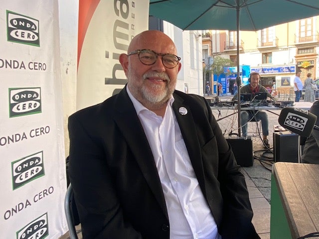 Antón Castro: "la cultura zaragozana da mucho para contar" Antón Castro: "la cultura zaragozana da mucho para contar"