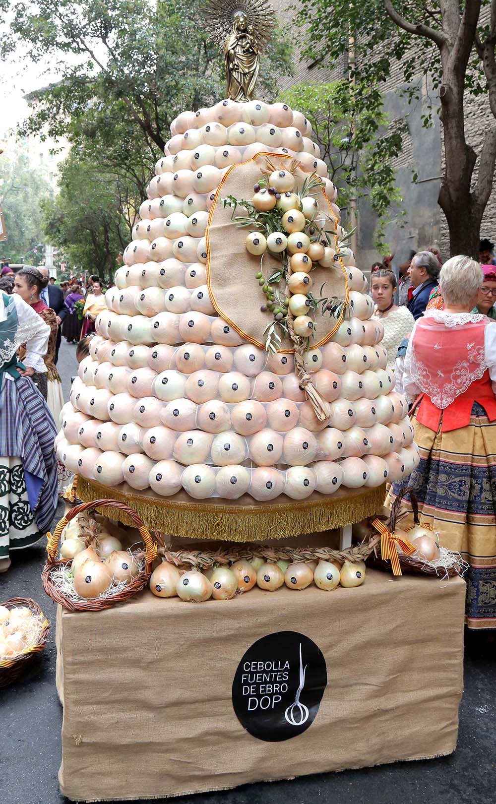 Urbano: "los aragoneses regalamos lo mejor a los visitantes: nuestros alimentos" Urbano: "los aragoneses regalamos lo mejor a los visitantes: nuestros alimentos"