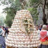 Manto de la Virgen del Pilar hecho con Cebollas Fuentes de Ebro DOP