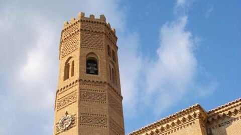 Torre mudéjar de la iglesia de Tauste