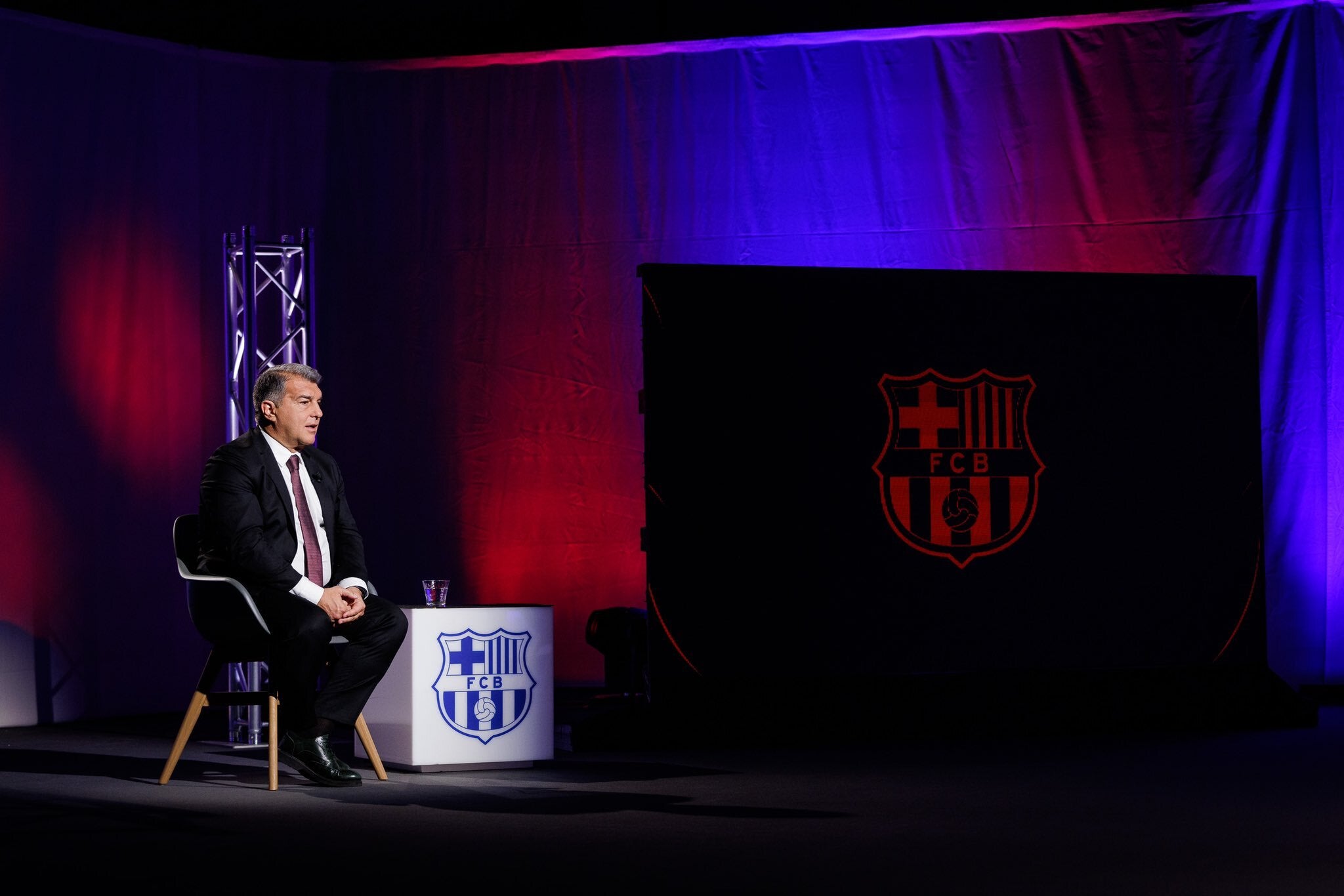 Laporta: "el objetivo es la Liga" Laporta: "el objetivo es la Liga"