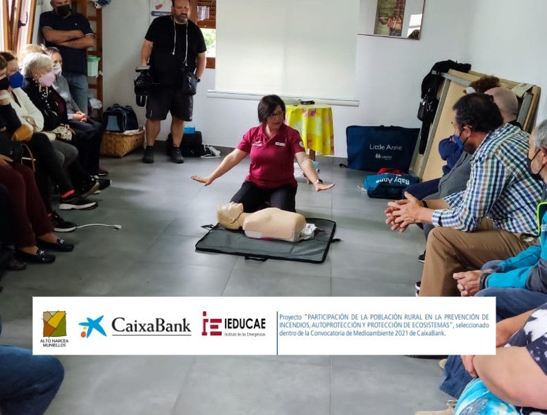 La técnico en emergencias Eva Rico nos habla de cómo actuar ante accidentes y situaciones de emergencia... La técnico en emergencias Eva Rico nos habla de cómo actuar ante accidentes y situaciones de emergencia...