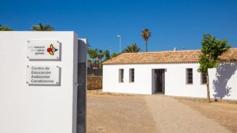 Nueva aula en el CEA Carabineros de l'Albir.