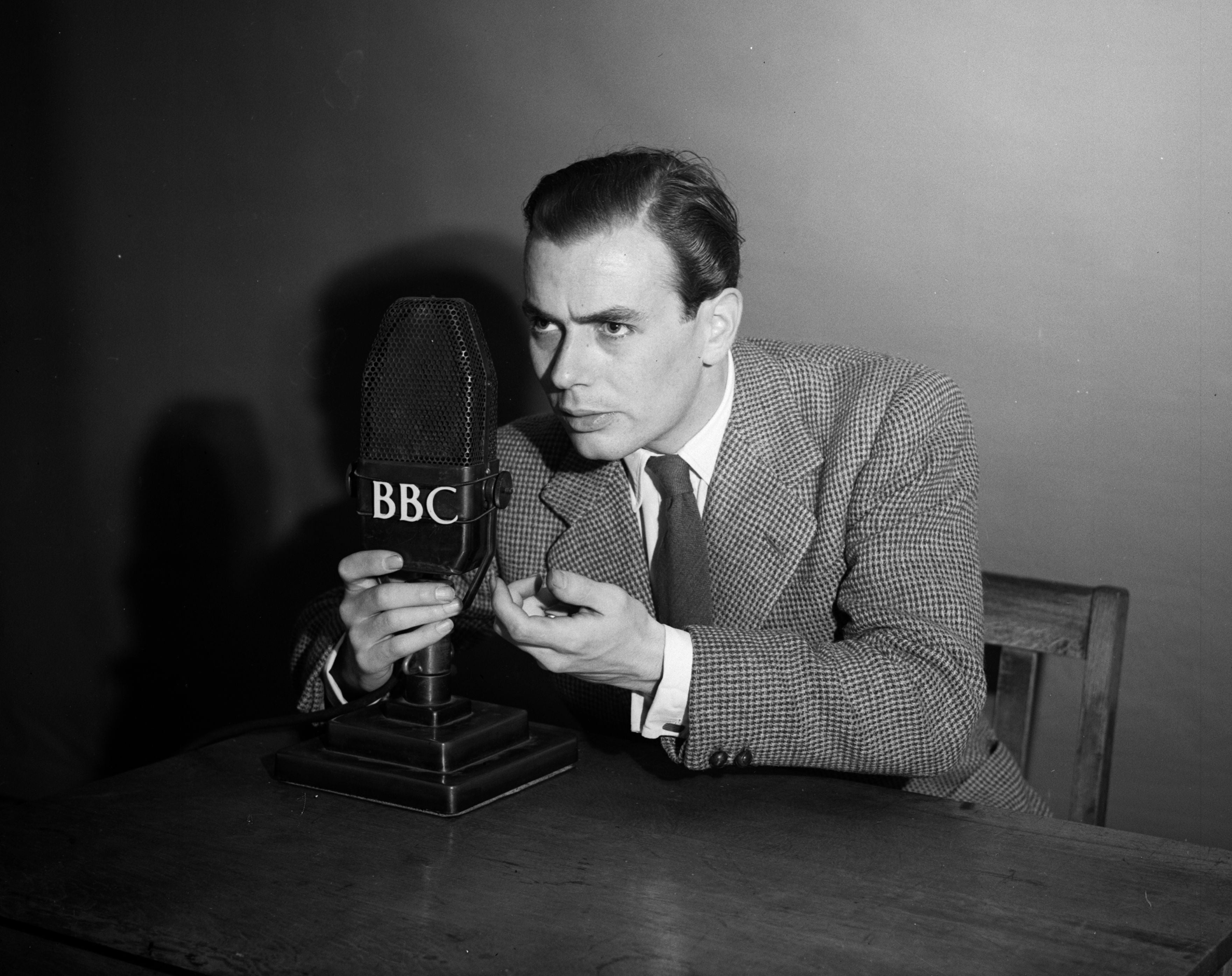 La Cultureta 9x07: Radioaficionados y reyes o los orígenes centenarios de la BBC La Cultureta 9x07: Radioaficionados y reyes o los orígenes centenarios de la BBC