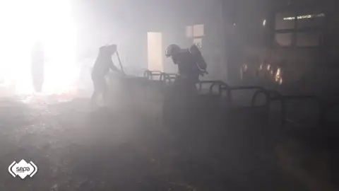 Un incendio en una cuadra de Pola de Allande acaba con la vida de varias reses Un incendio en una cuadra de Pola de Allande acaba con la vida de varias reses
