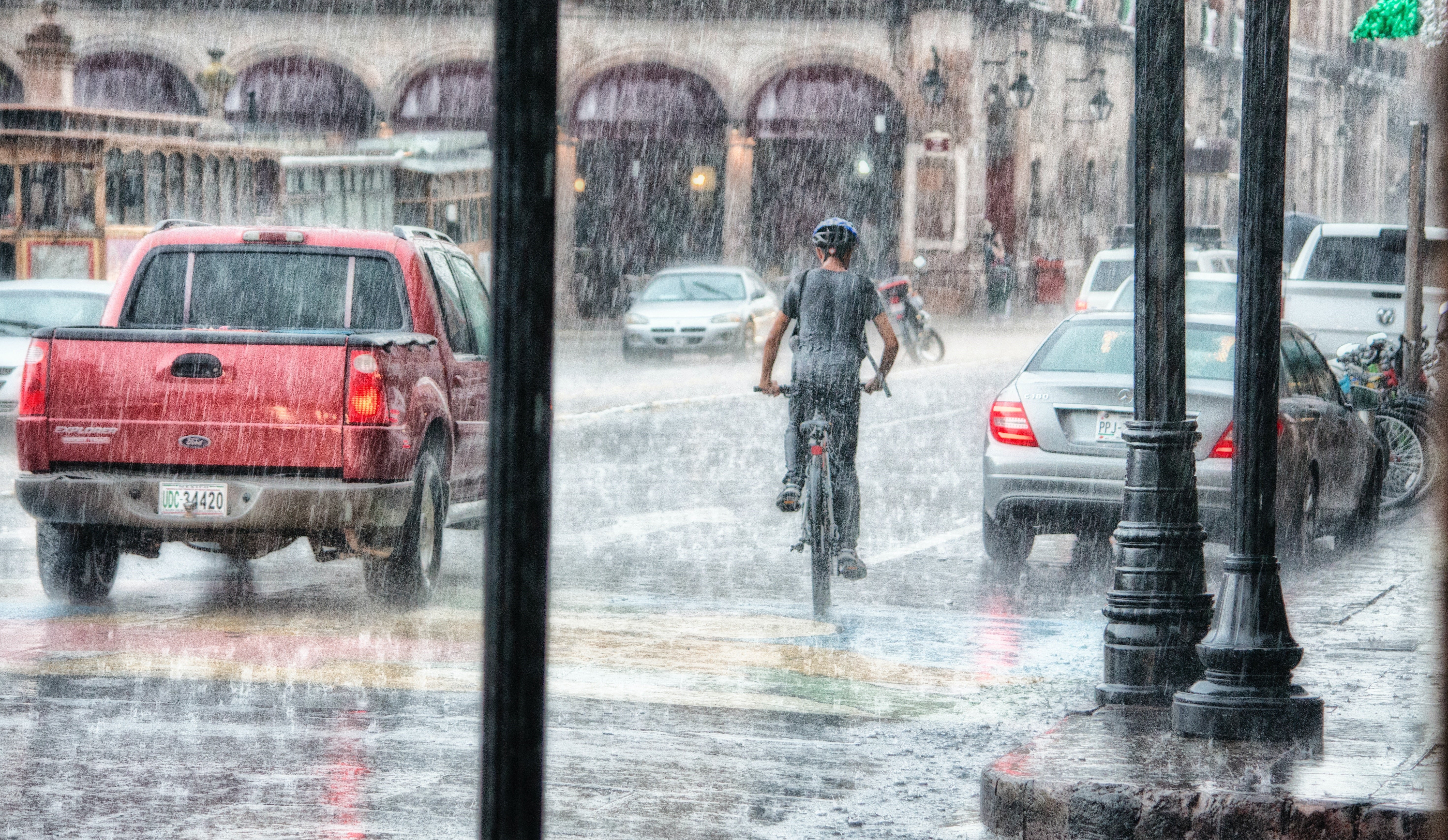 Un carrusel de borrascas pone fin al 'veranillo' en España: hasta cuándo durará y qué zonas serán las más afectadas Un carrusel de borrascas pone fin al 'veranillo' en España: hasta cuándo durará y qué zonas serán las más afectadas