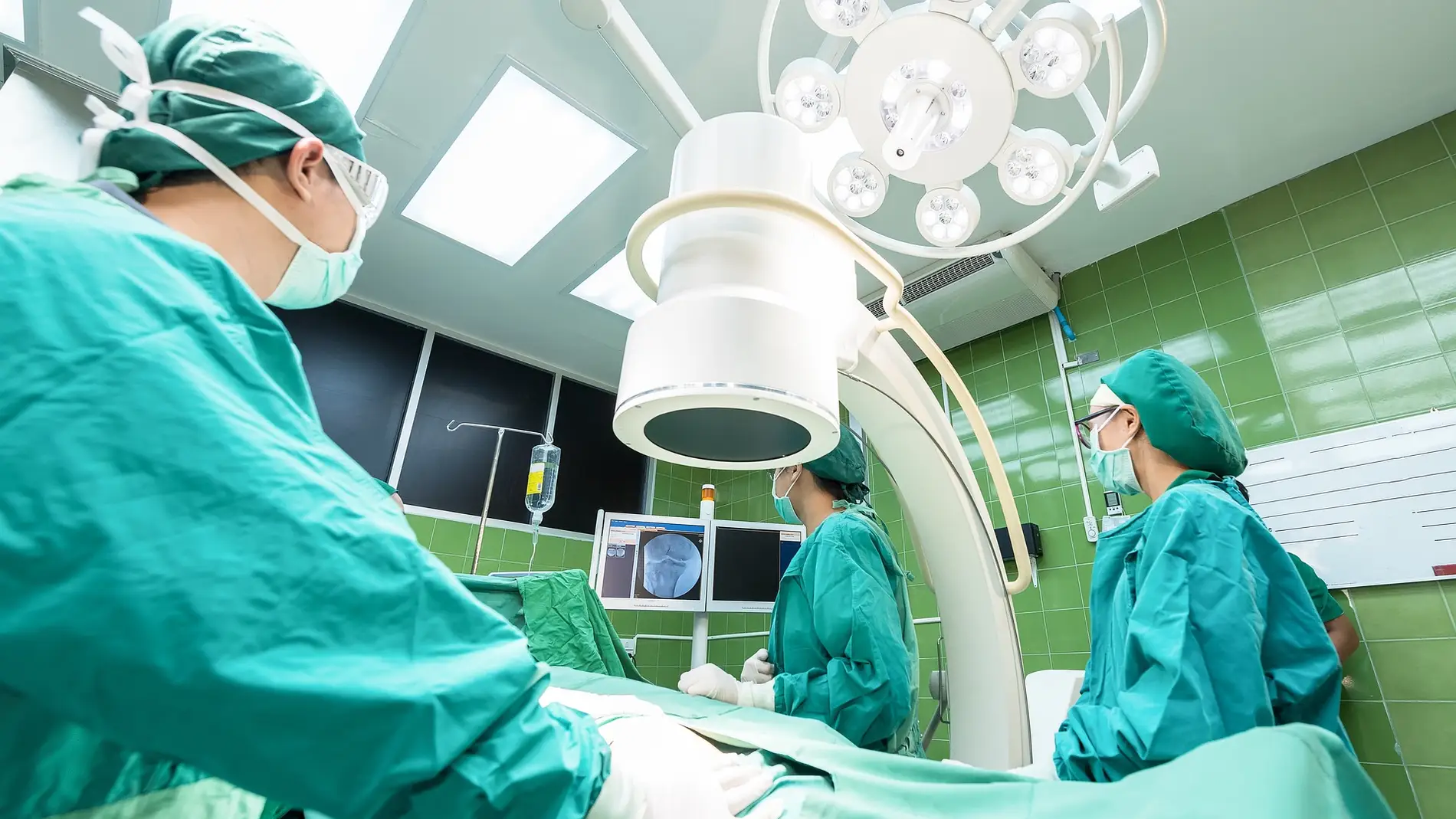 La espera quirúrgica se reduce en 1.000 personas desde enero