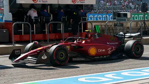 Carlos Sainz, en el GP de Estados Unidos. Carlos Sainz logra la pole en el GP Estados Unidos y Alonso sale 14º